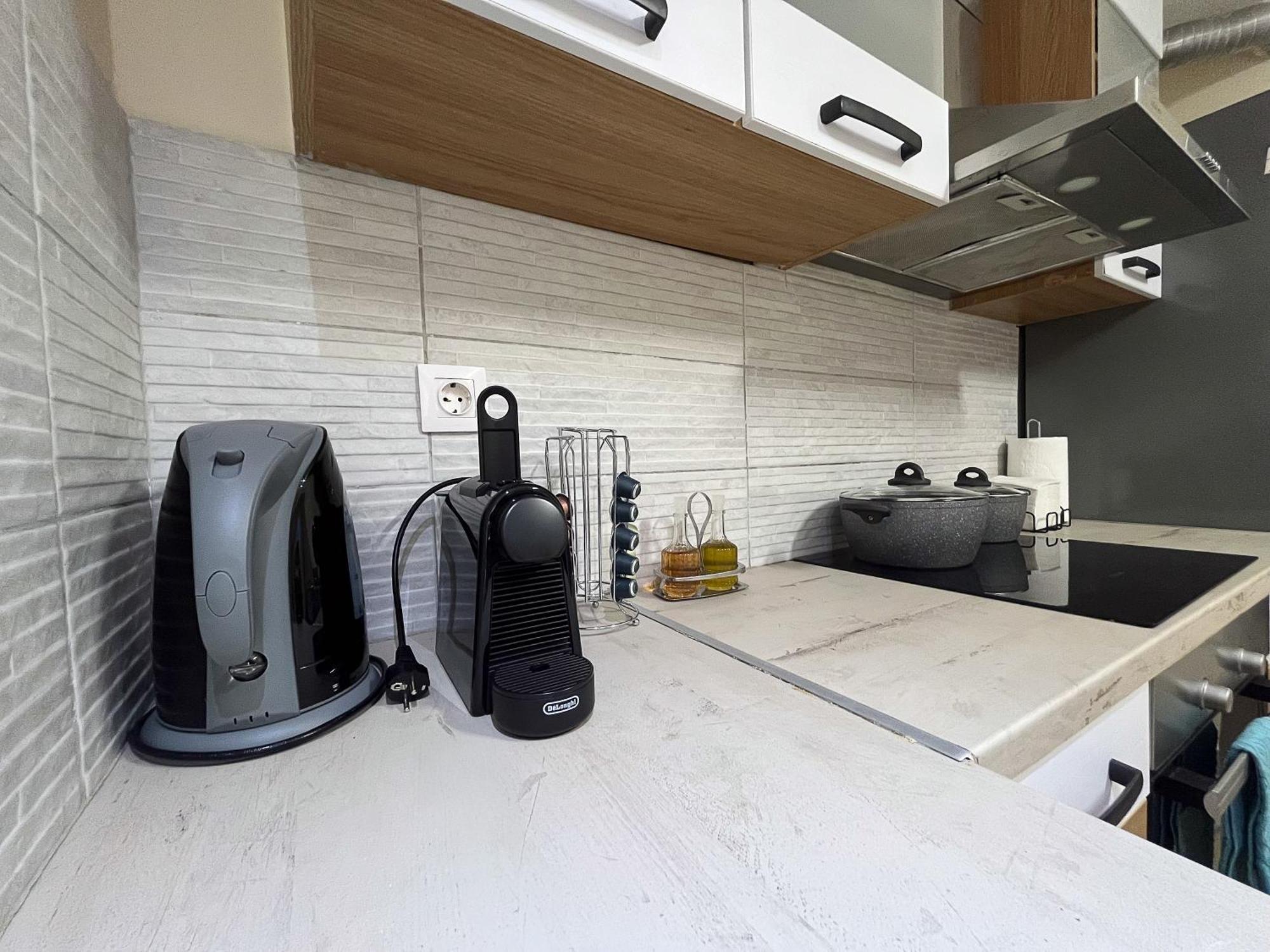 Private Modern Cozy House At The Center * Mytilene